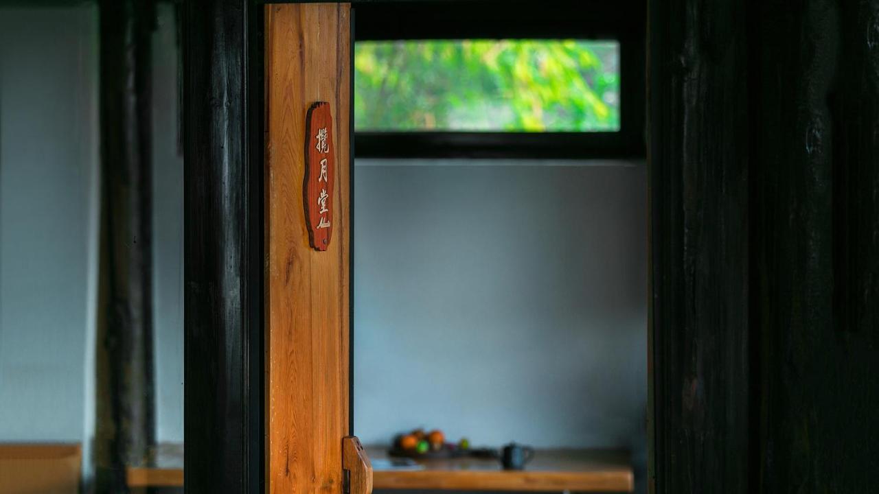 Adonis Inn Lijiang Lijiang  Bagian luar foto